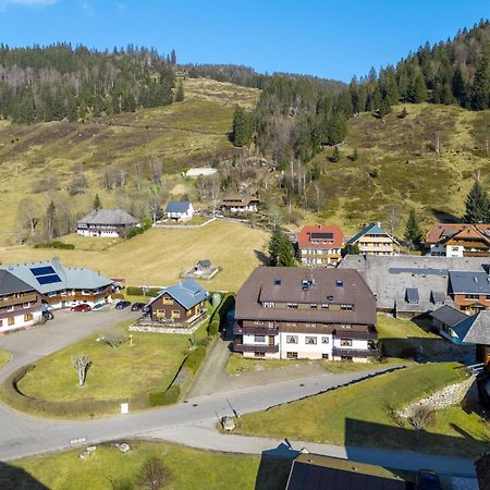 Galeriewohnung In Menzenschwand-Hinterdorf Exterior foto