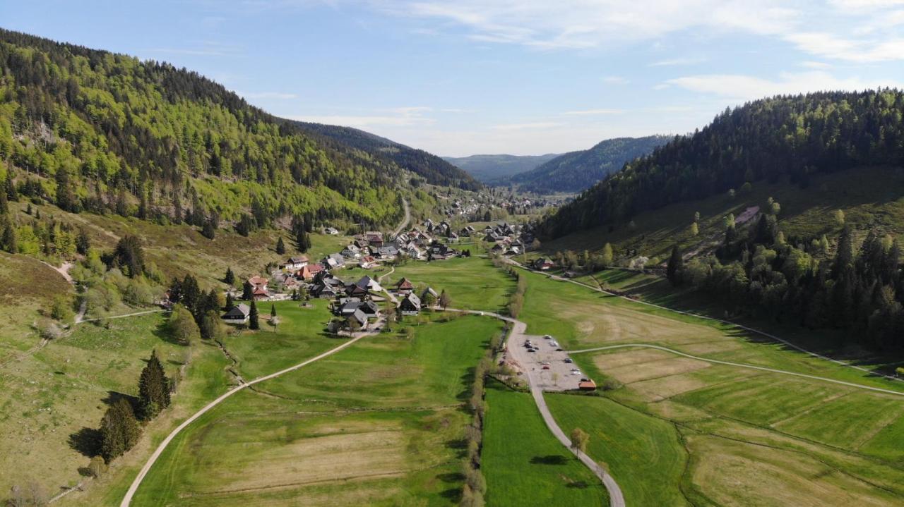 Galeriewohnung In Menzenschwand-Hinterdorf Exterior foto